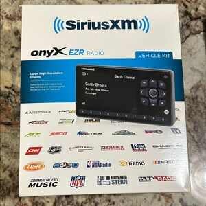 Onyx EZR Radio Vehicle Kit - Black